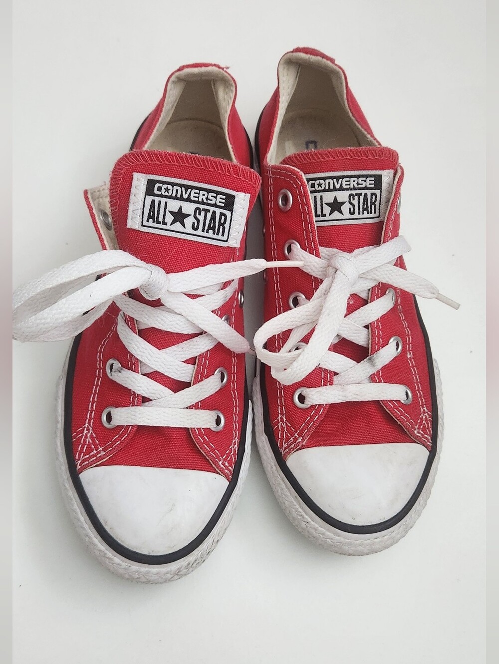 Converse All Star Chuck Taylor Red Low Top Sneakers Youth Size 3 / Women's 5 (EU